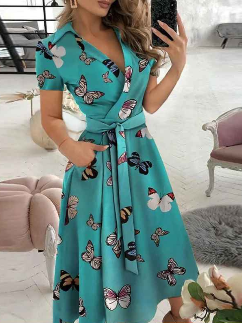 Elise - chic geometrisk bältesklänning™